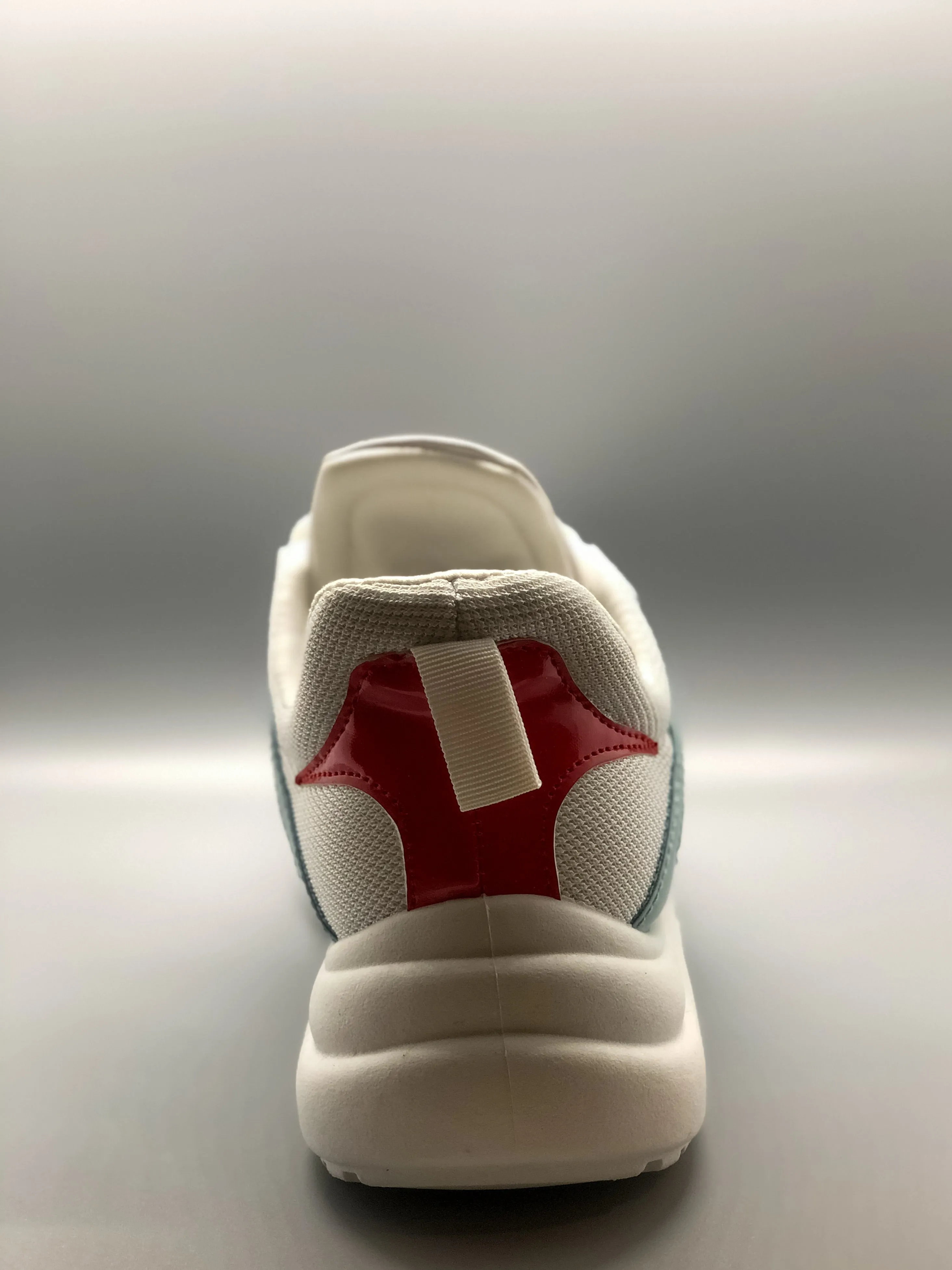Retro ArchWay Sneakers