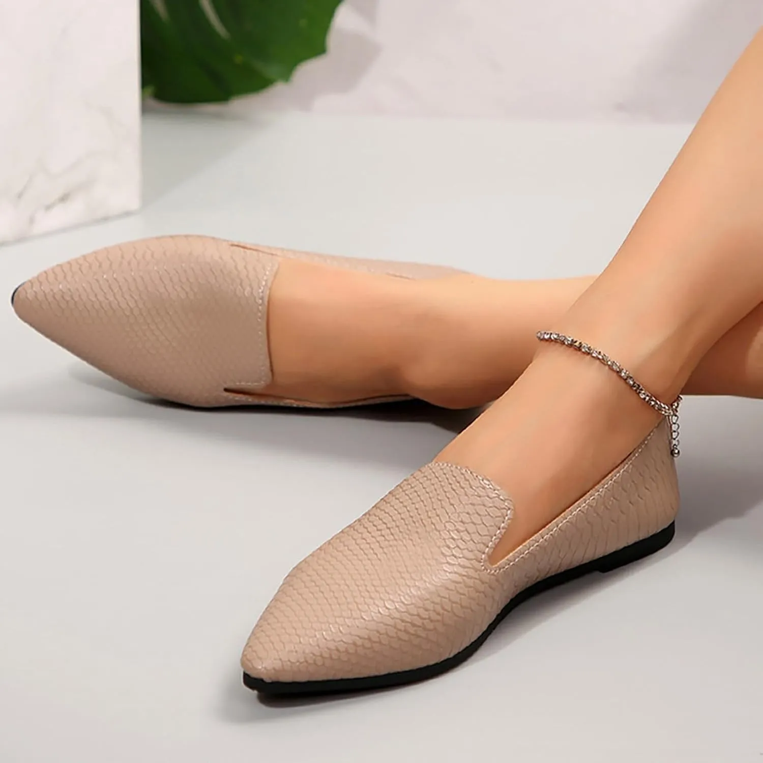 Women's Soft Orthopedic Shoes Breathable Woven Go Walking Slip On Foam Shoes Arch Support Hands Slip in Sneakers